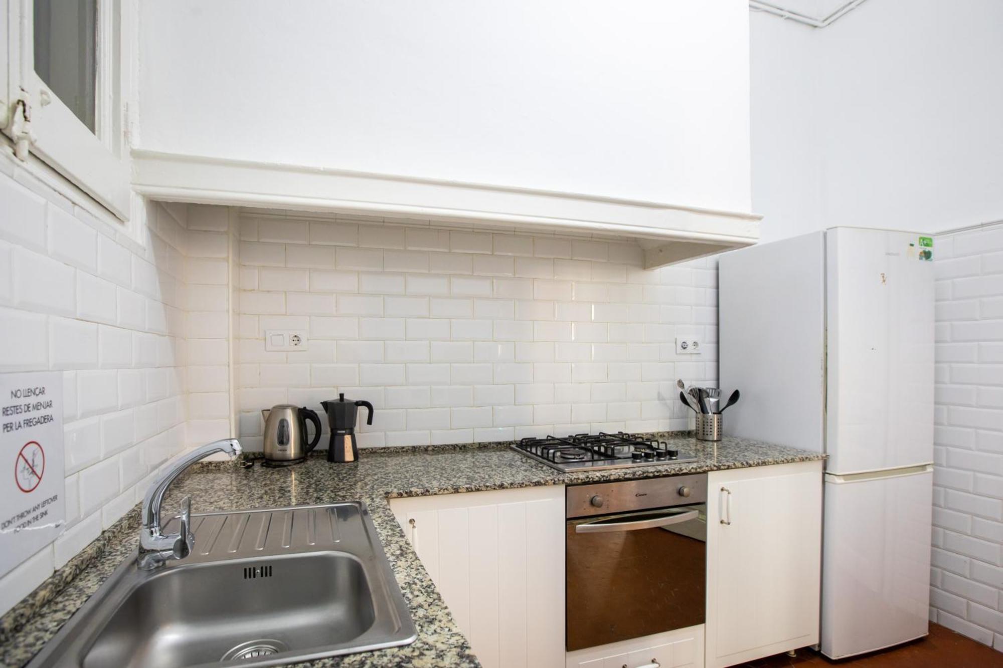 Apartamento Bp2 - Big For Groups In Bcn Center Hutb - 77390 Barcelona