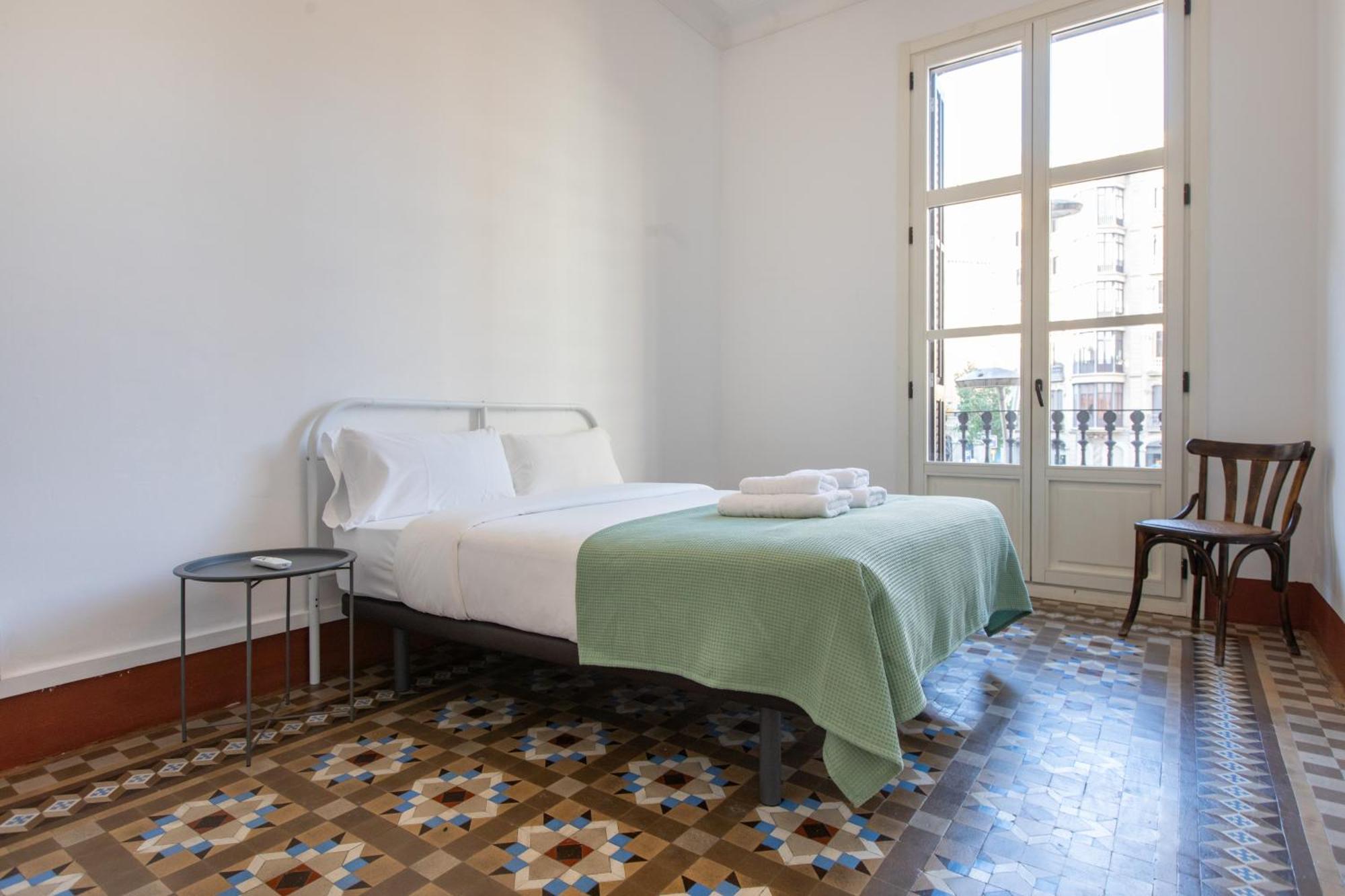 Apartamento Bp2 - Big For Groups In Bcn Center Hutb - 77390